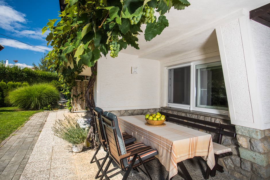 Apartments Poklukar Bled